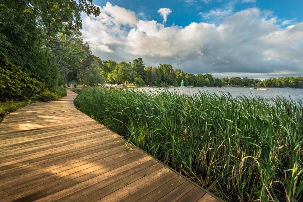 Taboo Muskoka Hotell Gravenhurst Eksteriør bilde